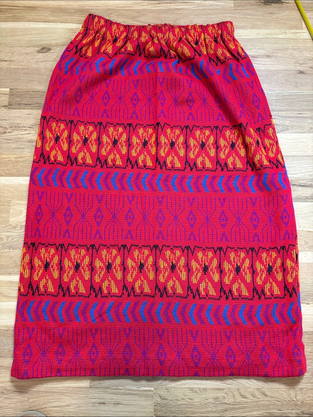 Vibrant Red Patterned Knit Maxi Skirt - Picture 9 of 13